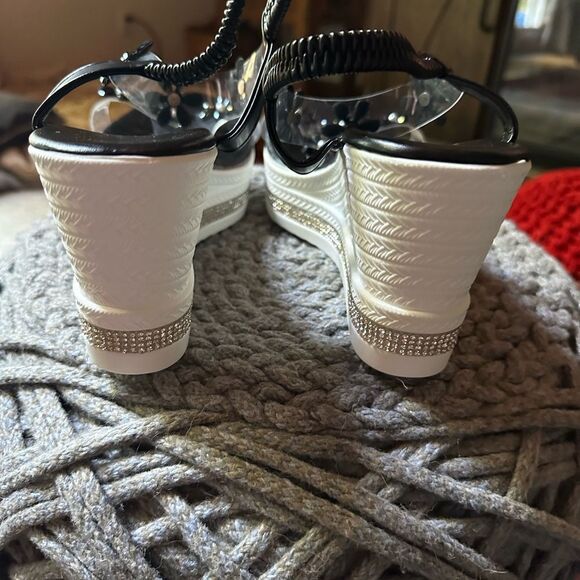 Macy's Black Floral Wedge Sandals - Picture 10 of 11